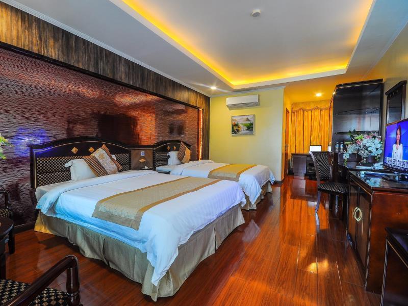 Interpark Hotel Subic Bay Exterior photo